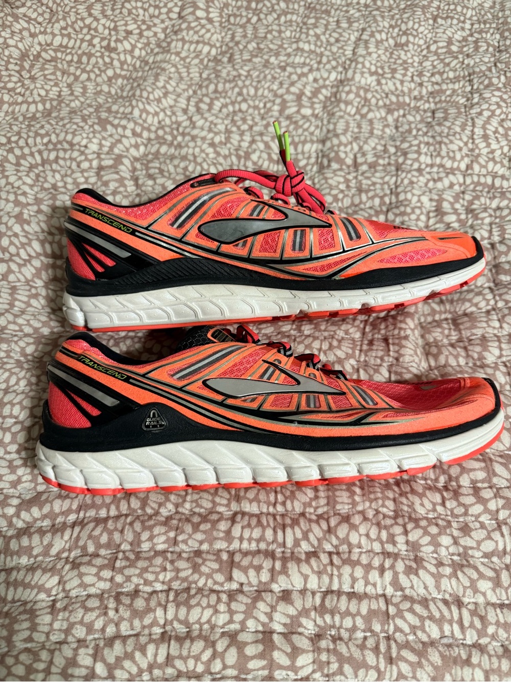 Mens Brooks Transcend running shoes vibrant Fiery Coral/Silver/Black size 11 1/2